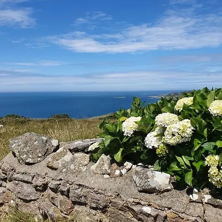 לינה וארוחת בוקר St. Patrice De Claids *